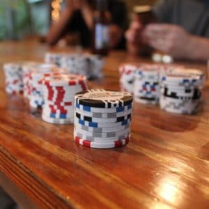 Torneio de poker em casa: Como organizar o seu Home Game.