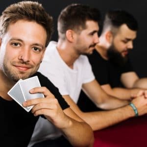 8 dicas de poker para iniciantes para te fazer um campeão