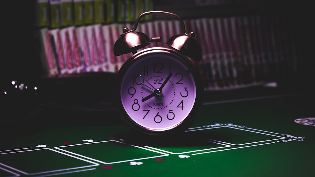 poker contra o relogio